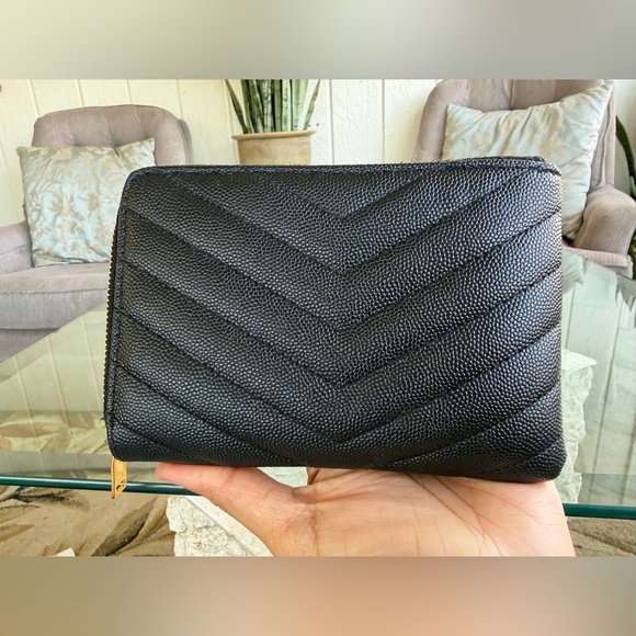 YSL Large Pouch Complete Inclusion (shred) - Picture 4 of 6